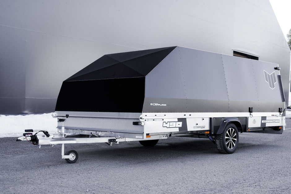 4P Expedition 445 EXi