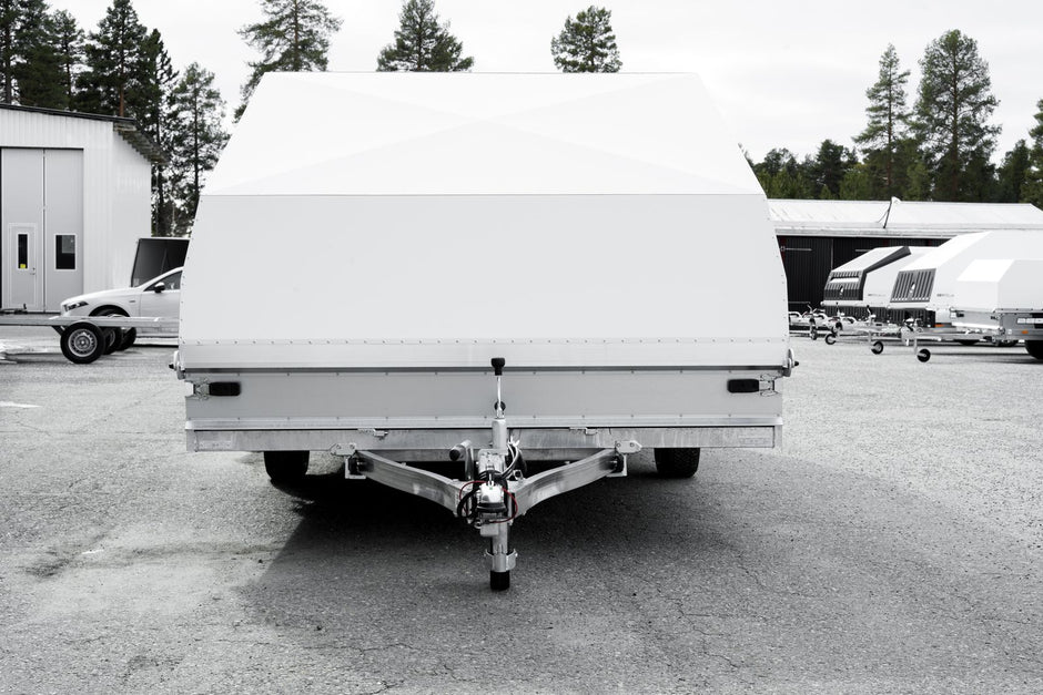 4P Expedition 445 EXi